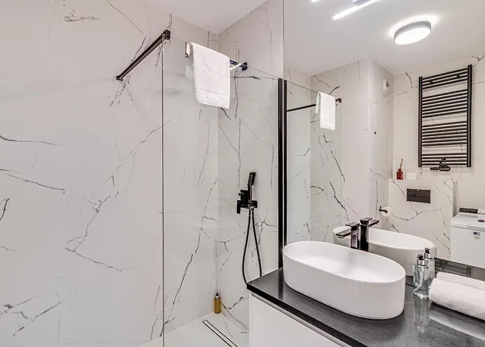 Rentplanet - Slonimskiego Apartment